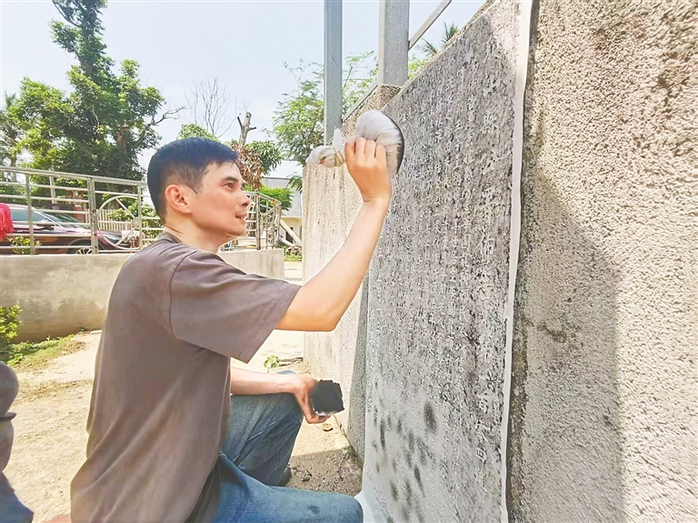 當好文物“守門人”